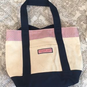 Small vineyard vines bag